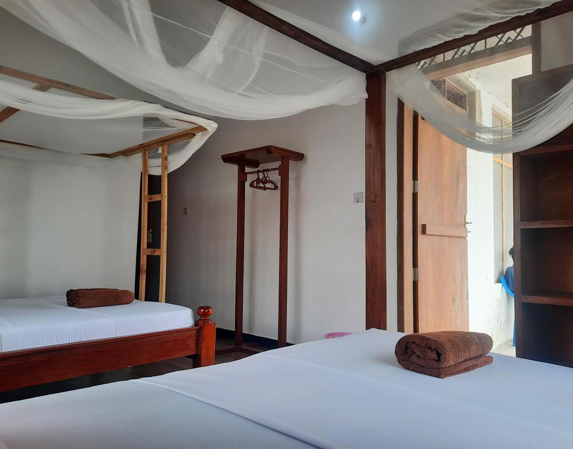 Kajificheni House Bed & Breakfast Nungwi Exterior photo